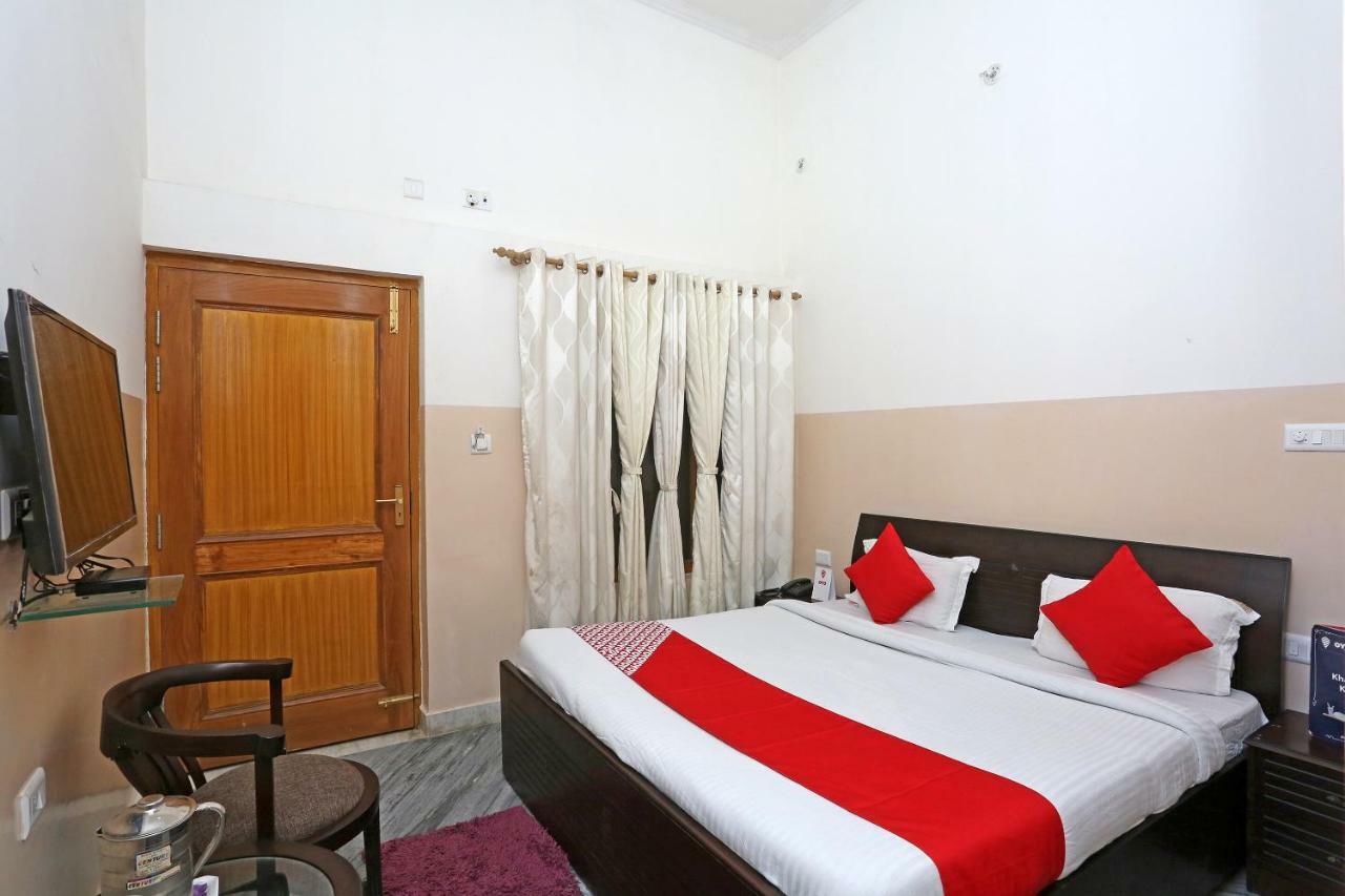 Oyo 19638 Hotel Jay Continental Алмора Экстерьер фото